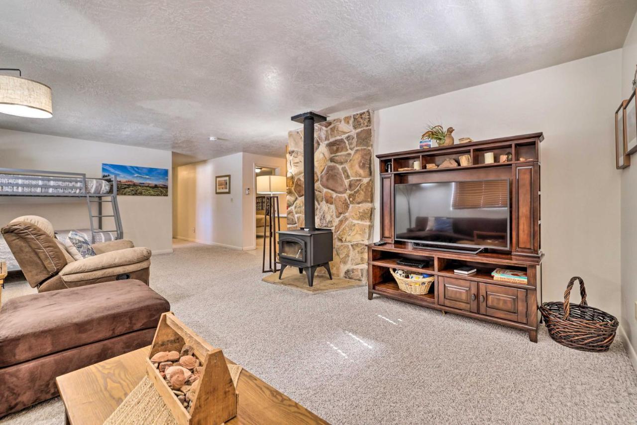 Stunning Utah Home About 30 Mi To Zion Natl Park Apple Valley Экстерьер фото